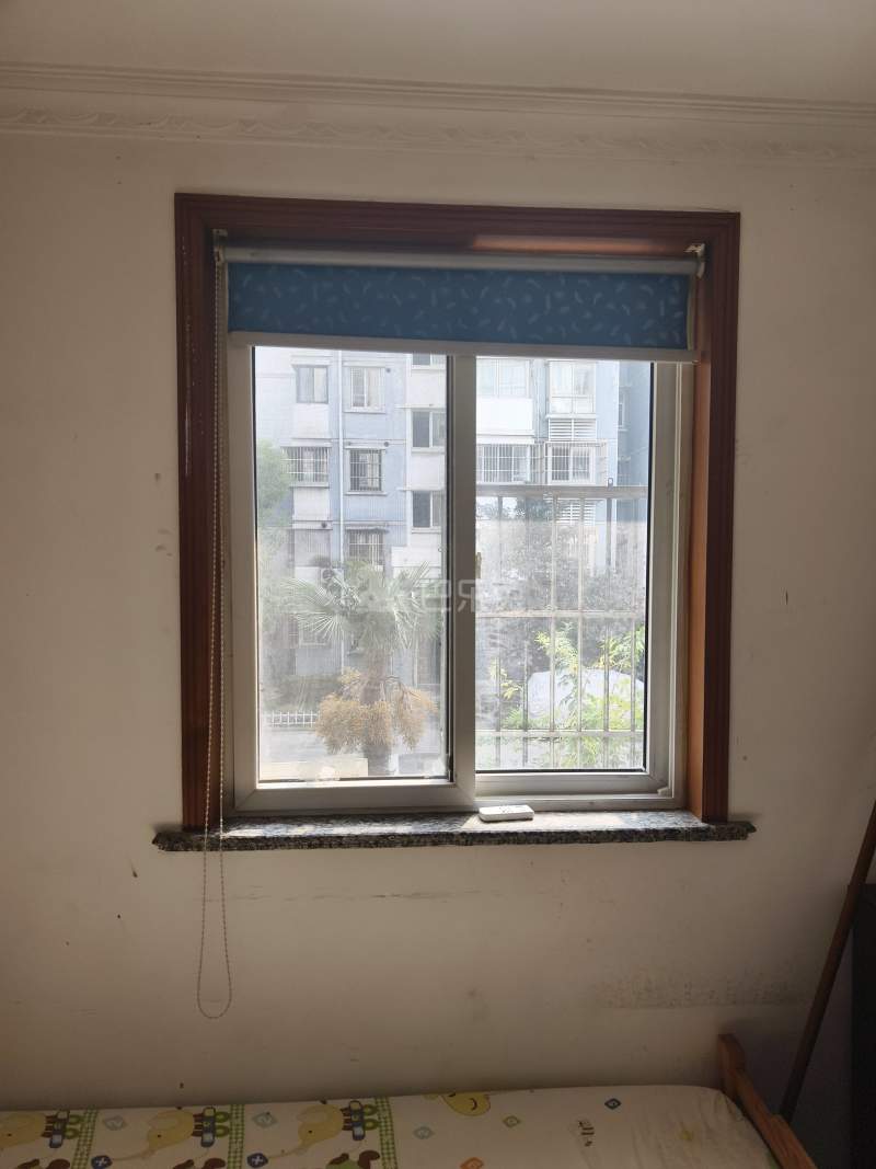 祁连欣苑3496437卧室窗户图11