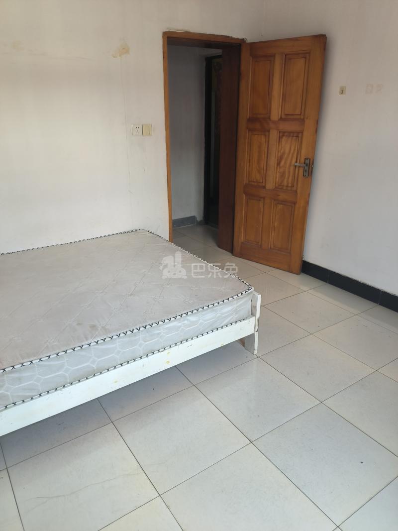 罗家四队（民房）3541993卧室图1