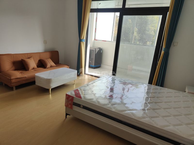 保利湖畔阳光东区3570251卧室图2