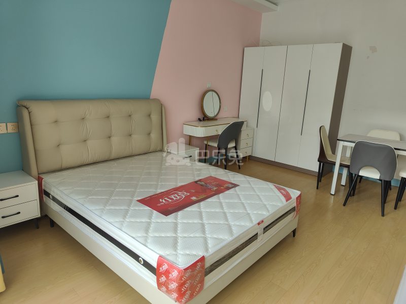 保利湖畔阳光东区3570251卧室图3