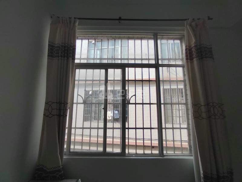 河畔公寓（天河区河水大街35号C栋）3614258卧室窗户图5