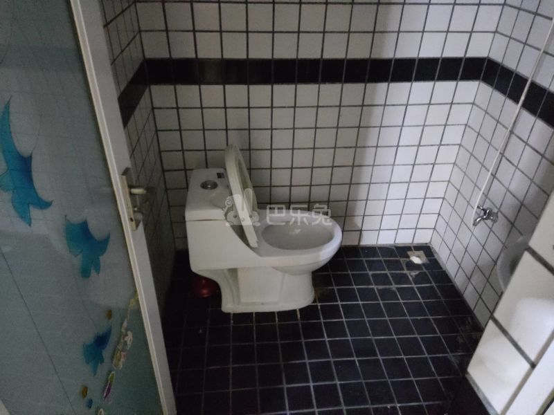 河畔公寓（天河区河水大街35号C栋）3614273卫生间图4