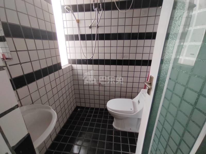 河畔公寓（天河区河水大街35号C栋）3614289卫生间图4