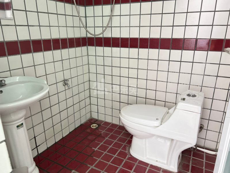 河畔公寓（天河区河水大街35号C栋）3614296卫生间图4