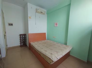 河畔公寓（天河区河水大街35号C栋） 1室0厅1卫