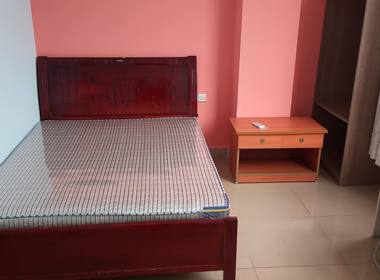 河畔公寓（天河区河水大街35号C栋） 1室0厅1卫