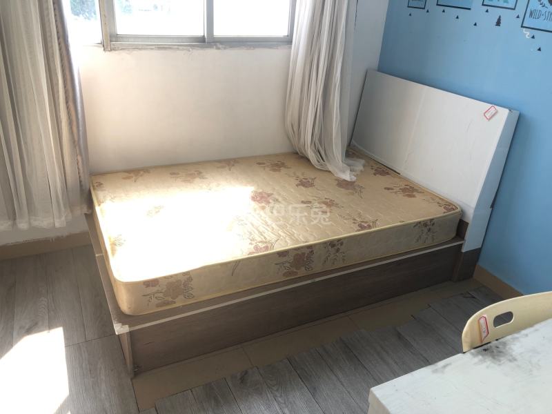 河畔公寓（天河区河水大街35号B栋）3614412卧室图4