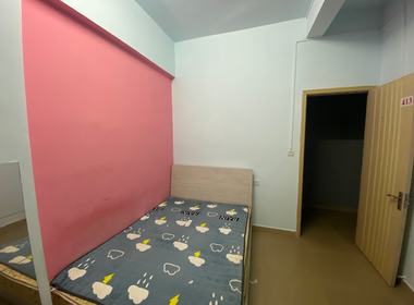 河畔公寓（天河区河水大街35号B栋） 1室0厅1卫