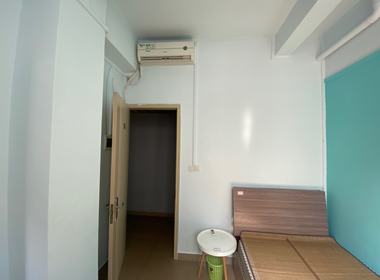 河畔公寓（天河区河水大街35号A栋） 1室0厅1卫