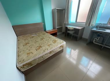 河畔公寓（天河区河水大街35号A栋） 1室0厅1卫