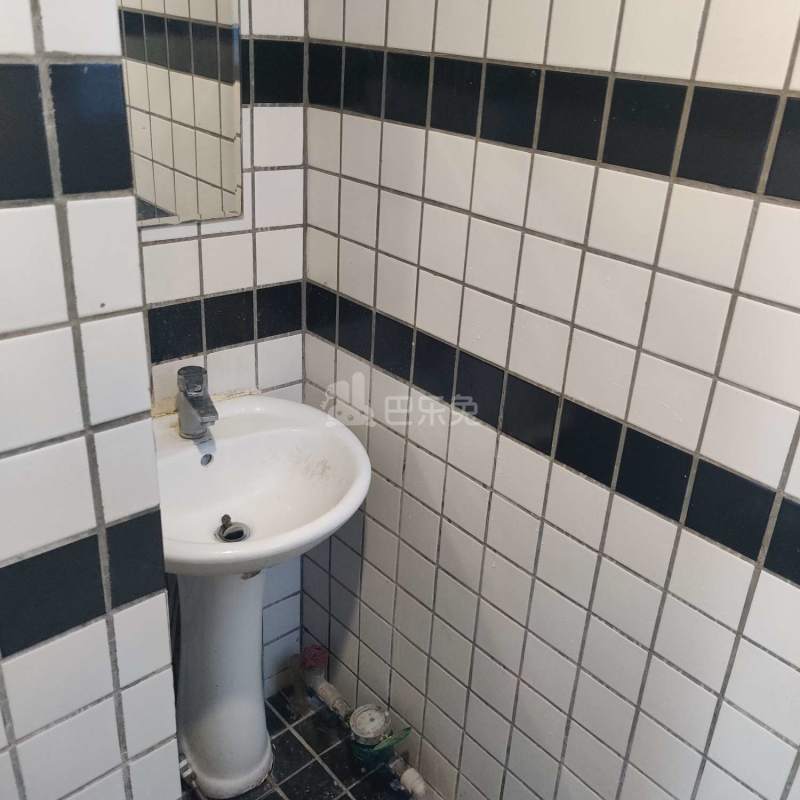 河畔公寓（天河区河水大街35号A栋）3621086卫生间图4