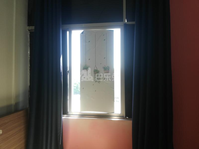 河畔公寓（天河区河水大街35号A栋）3621113卧室窗户图7