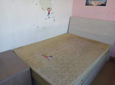 河畔公寓（天河区河水大街35号A栋） 1室0厅1卫