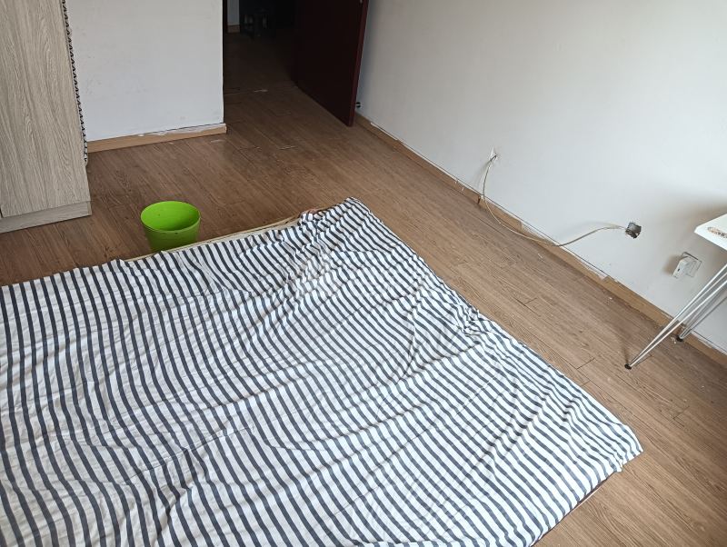 慧华东苑3628032卧室图2