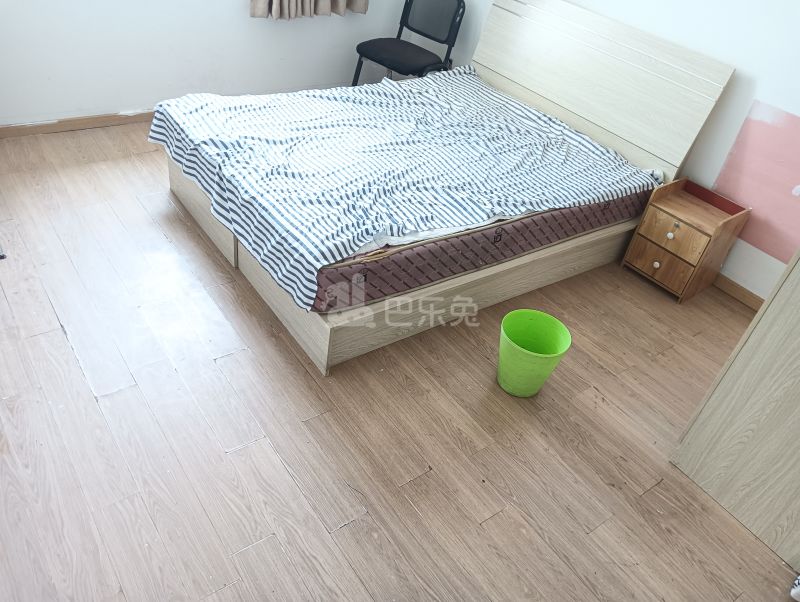 慧华东苑3628032卧室图0