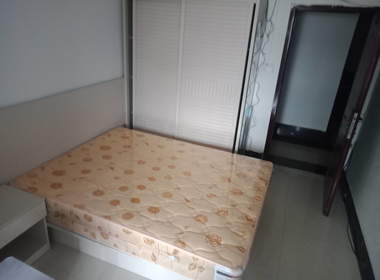 荷光电梯大楼（上社东升大街二号之一） 1室0厅1卫