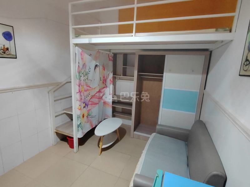 逸都青年公寓（儒林大街7号之一）3640070客厅图5