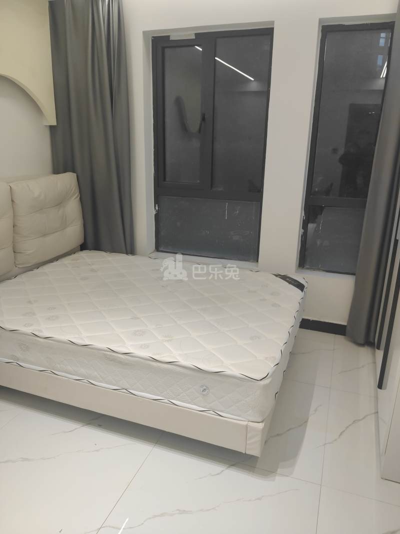 海澜半岛东区3651603卧室图3