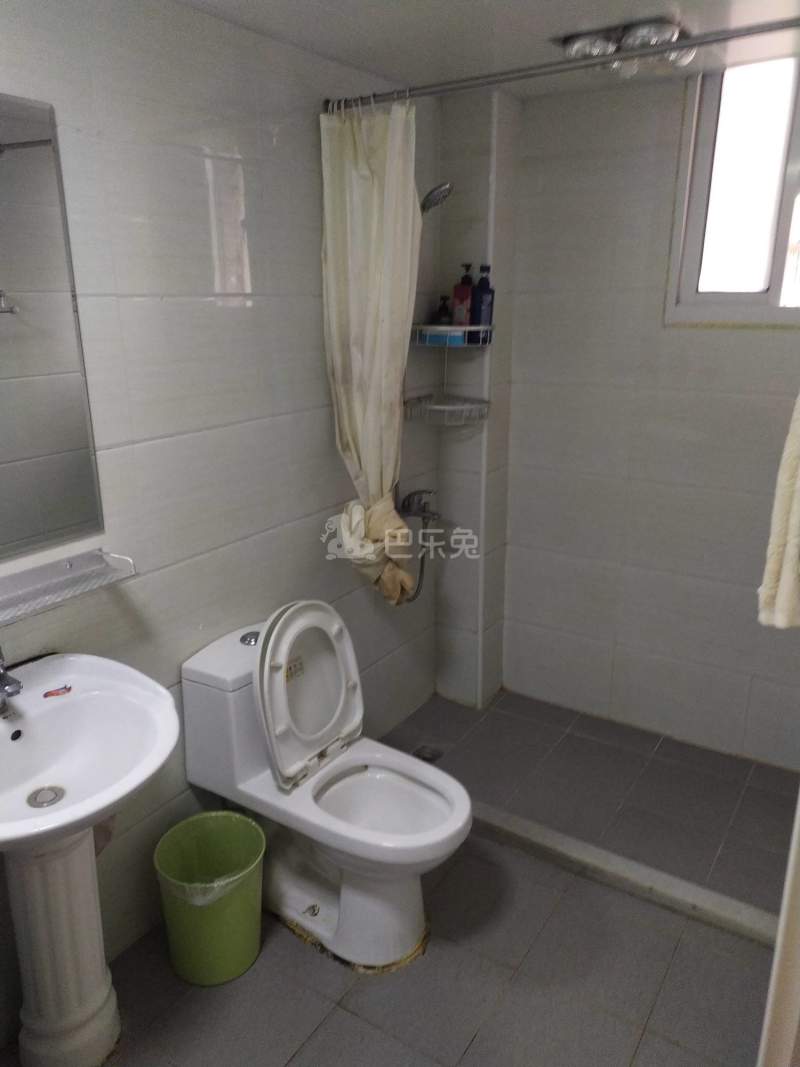 芳华路229弄小区3661669卫生间图14