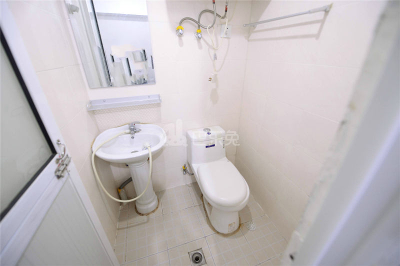 乐乎有朋(沪嘉公寓)366989卫生间图3