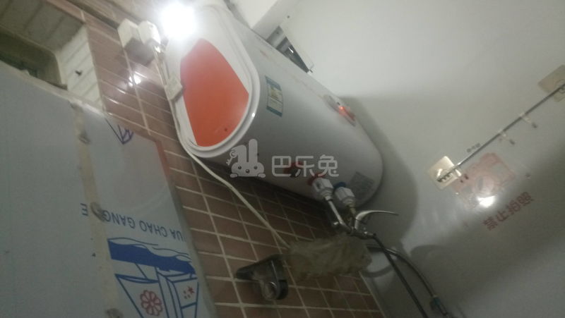 程界西村中间塘13号3736448卫生间图9