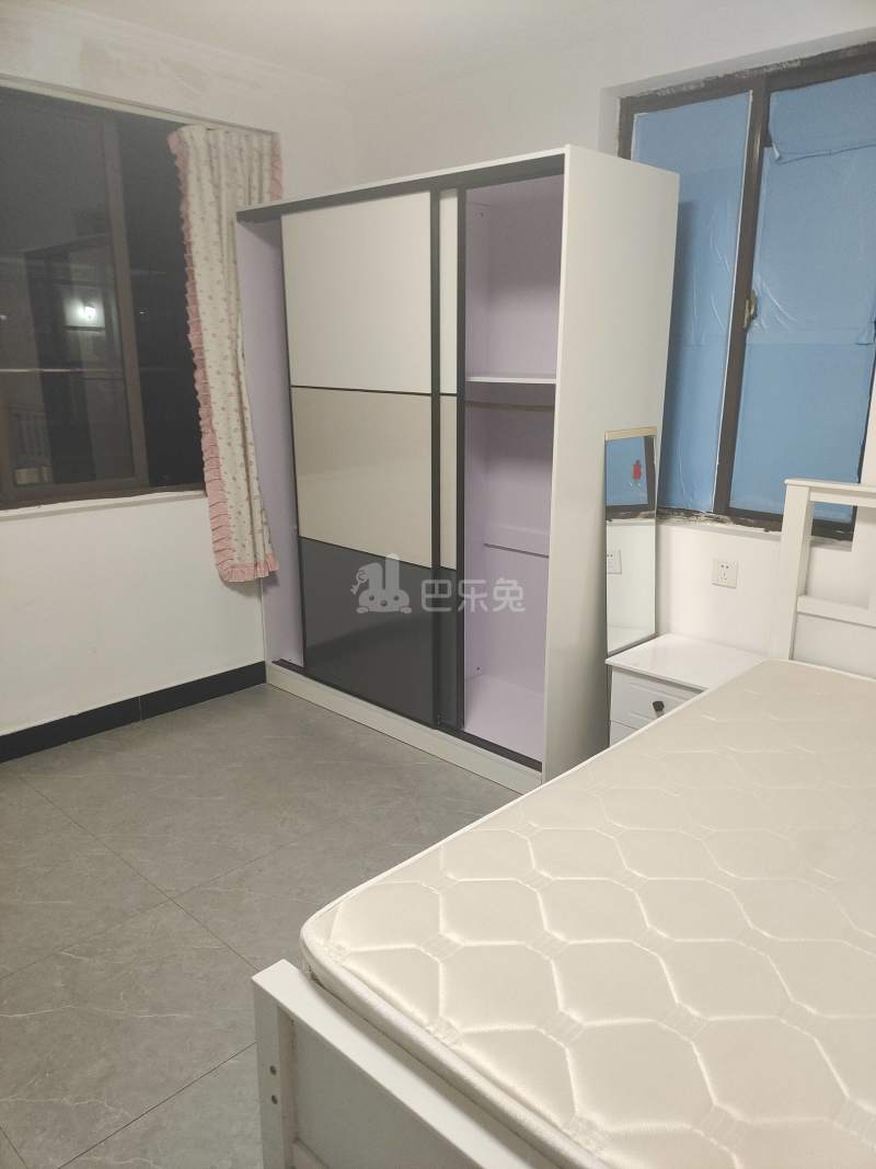 锦秋花园十期3740021卧室图2