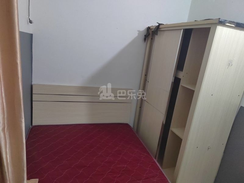 下元岗西街十巷10号3748070卧室图3