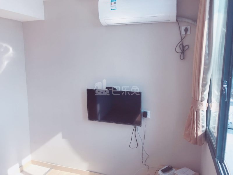 哈租客公寓(华丰店)3770547卧室图3