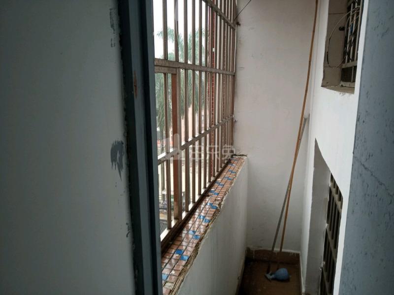 长湴南街四巷3号3791123卧室图2