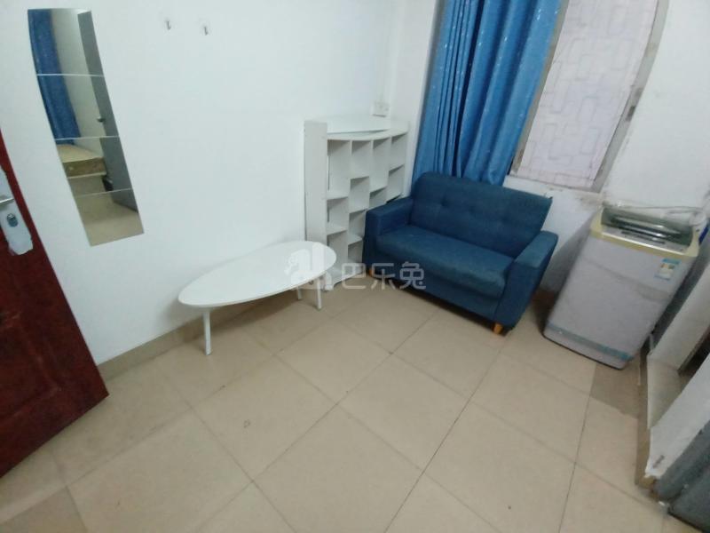 长湴南街四巷3号3791127客厅图4