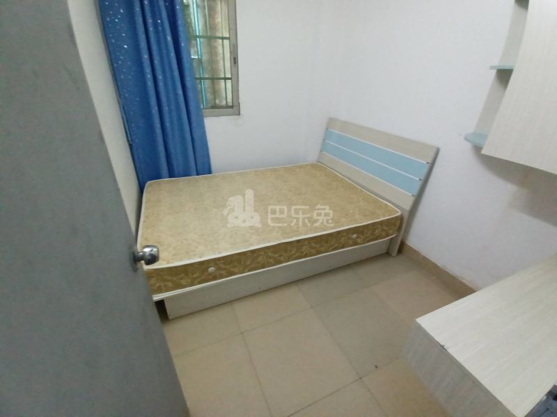 长湴南街四巷3号3791127卧室图3