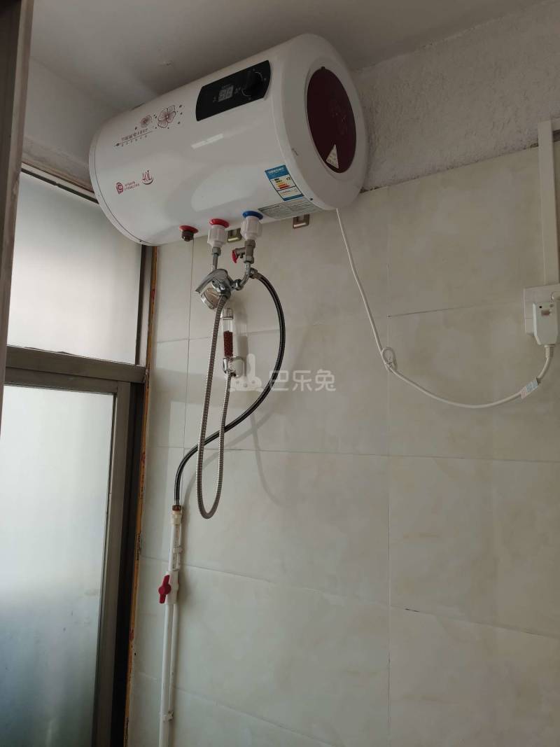 松园小区3795835卫生间图4