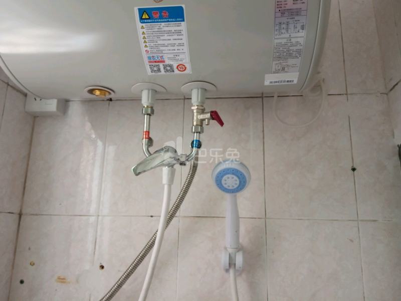 长湴村东大街32号3838563卫生间图5