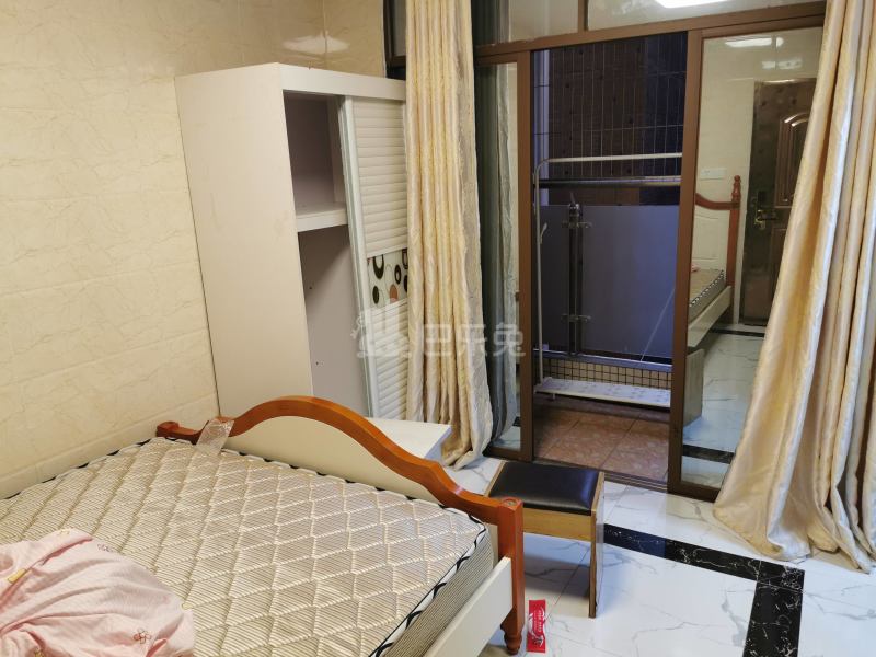 浪漫满屋（彭西新村一街7号）3852251卧室图2