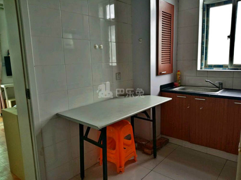 东昌新村14240663客厅图0