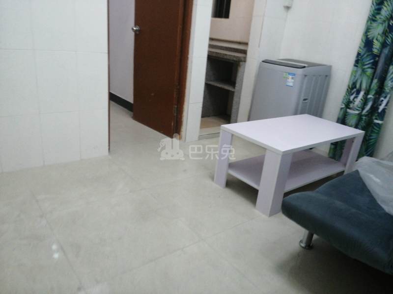 嘉豪公寓（望岗杨村园街27号）3900921客厅图3