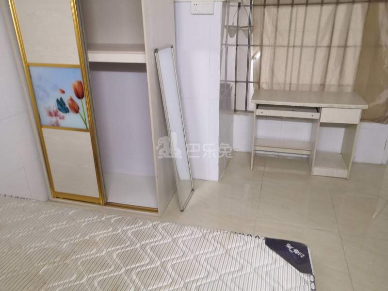 兰馨公寓（望岗塘田街南三巷11号）3901757卧室图1