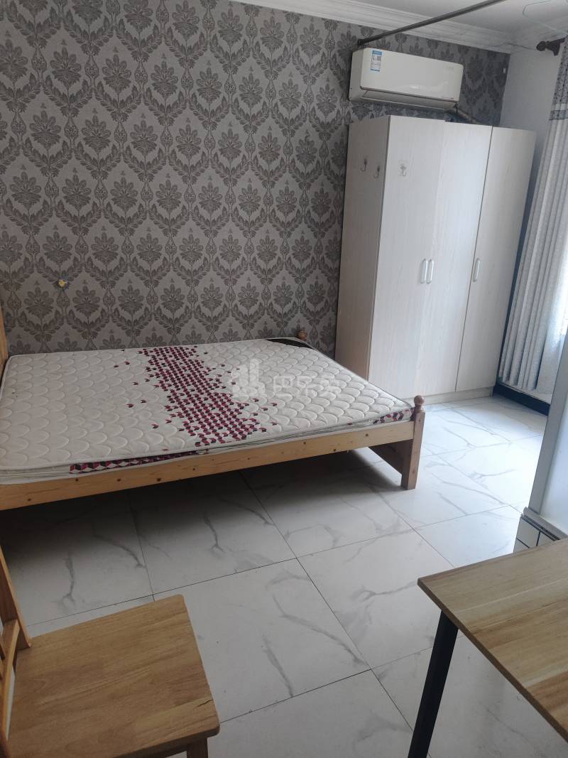 日月华庭3902529卧室图0