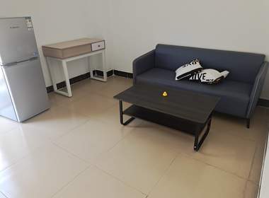 百悦租房（大石镇北大街八巷4号） 1室1厅1卫