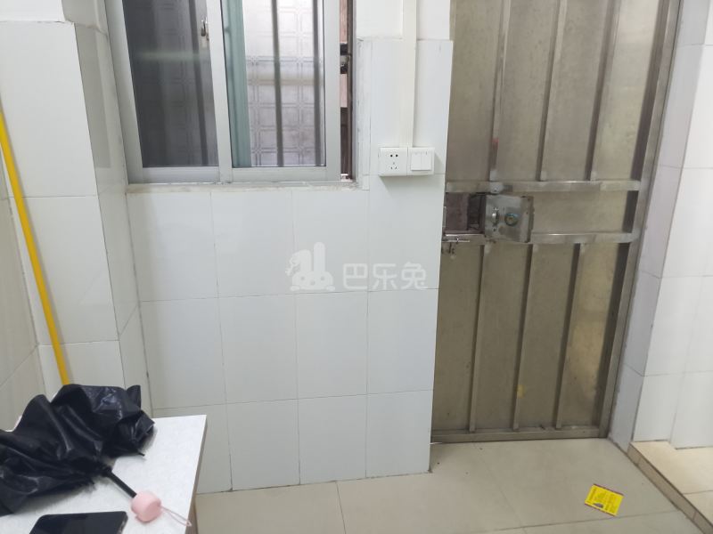 松岗园八巷21号3934193客厅图5