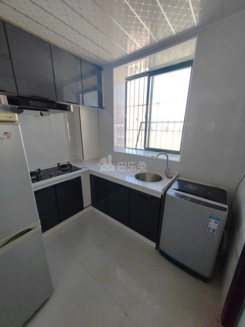 阳光新居（华丰苑）3943805厨房图6