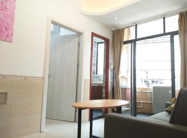 豪毅公寓（珠村祠前中路1号A栋） 1室1厅1卫