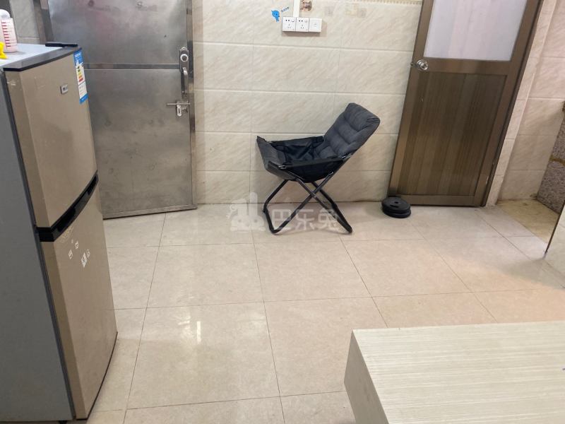 礼村东华街二巷6号3964218卧室图1