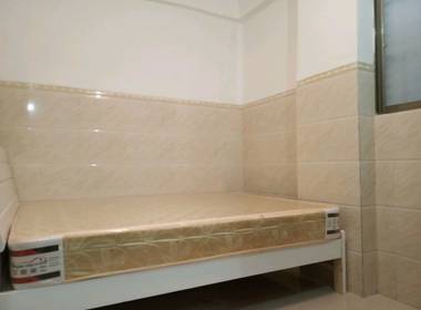 礼村东华街二巷6号 