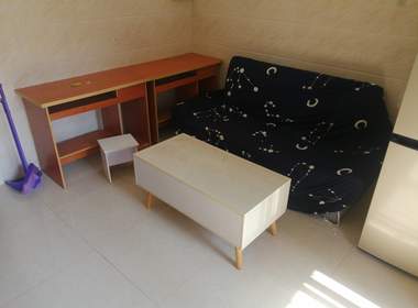 礼村东华街二巷6号 