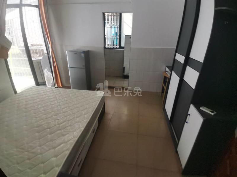 礼村西路一街2-1号3970073卧室图2