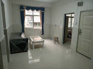 四合院阳光公寓（松猫岭五巷6号B栋） 3室1厅1卫