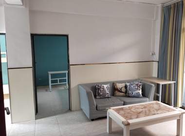 四合院阳光公寓（松猫岭五巷6号D栋） 3室1厅1卫