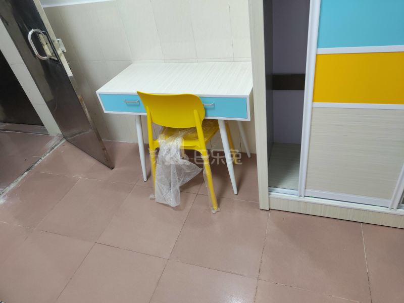 江夏村大塘六巷5号C栋4002412客厅图4