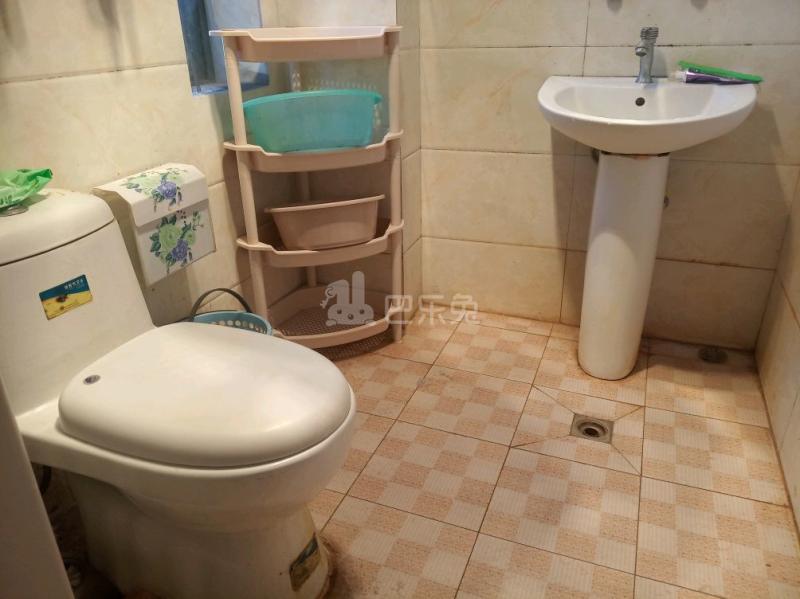 明发滨江新城三期4016163卫生间图7